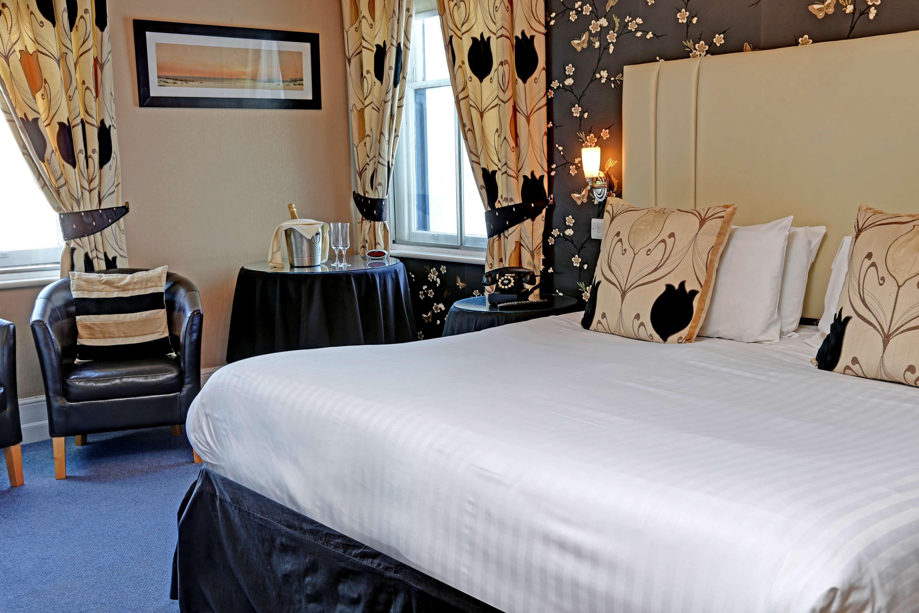 Best Western New Holmwood Hotel Cowes  Exteriör bild