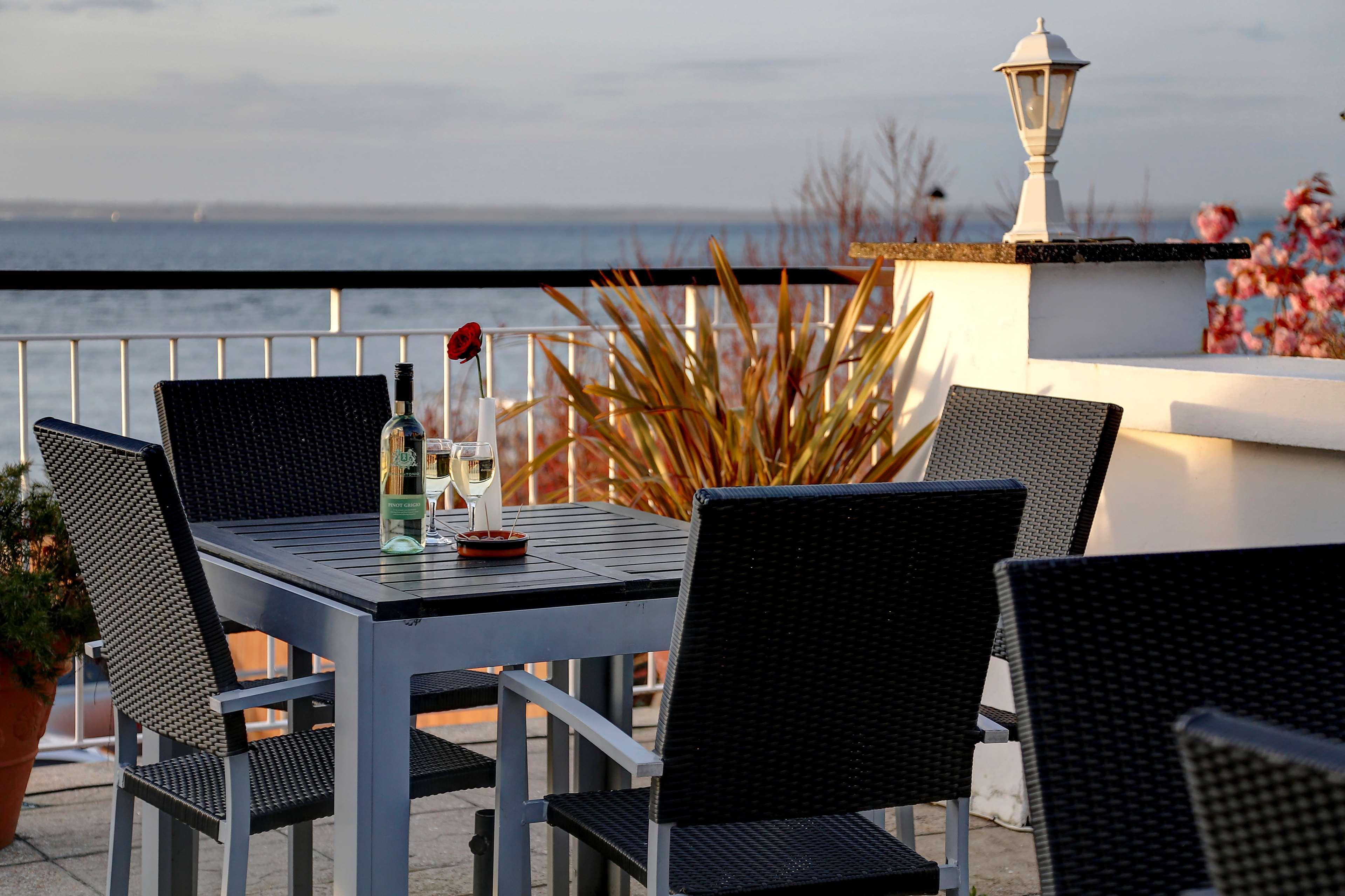 Best Western New Holmwood Hotel Cowes  Exteriör bild