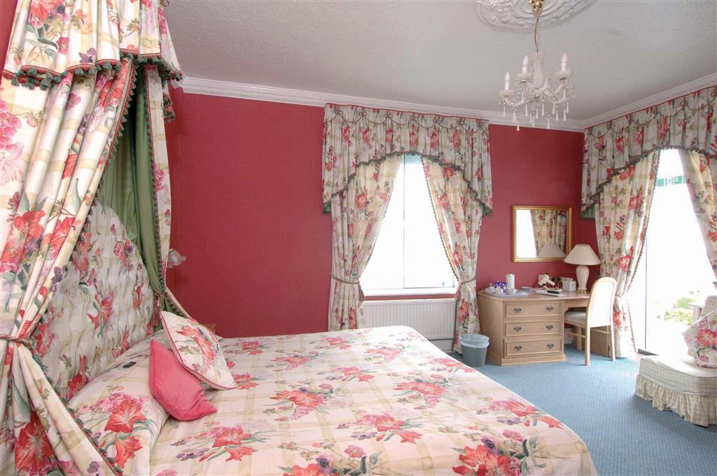 Best Western New Holmwood Hotel Cowes  Rum bild