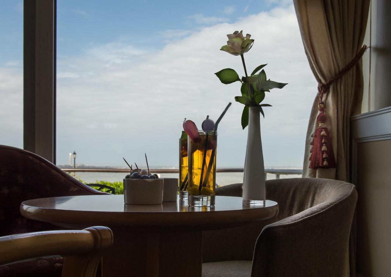Best Western New Holmwood Hotel Cowes  Exteriör bild